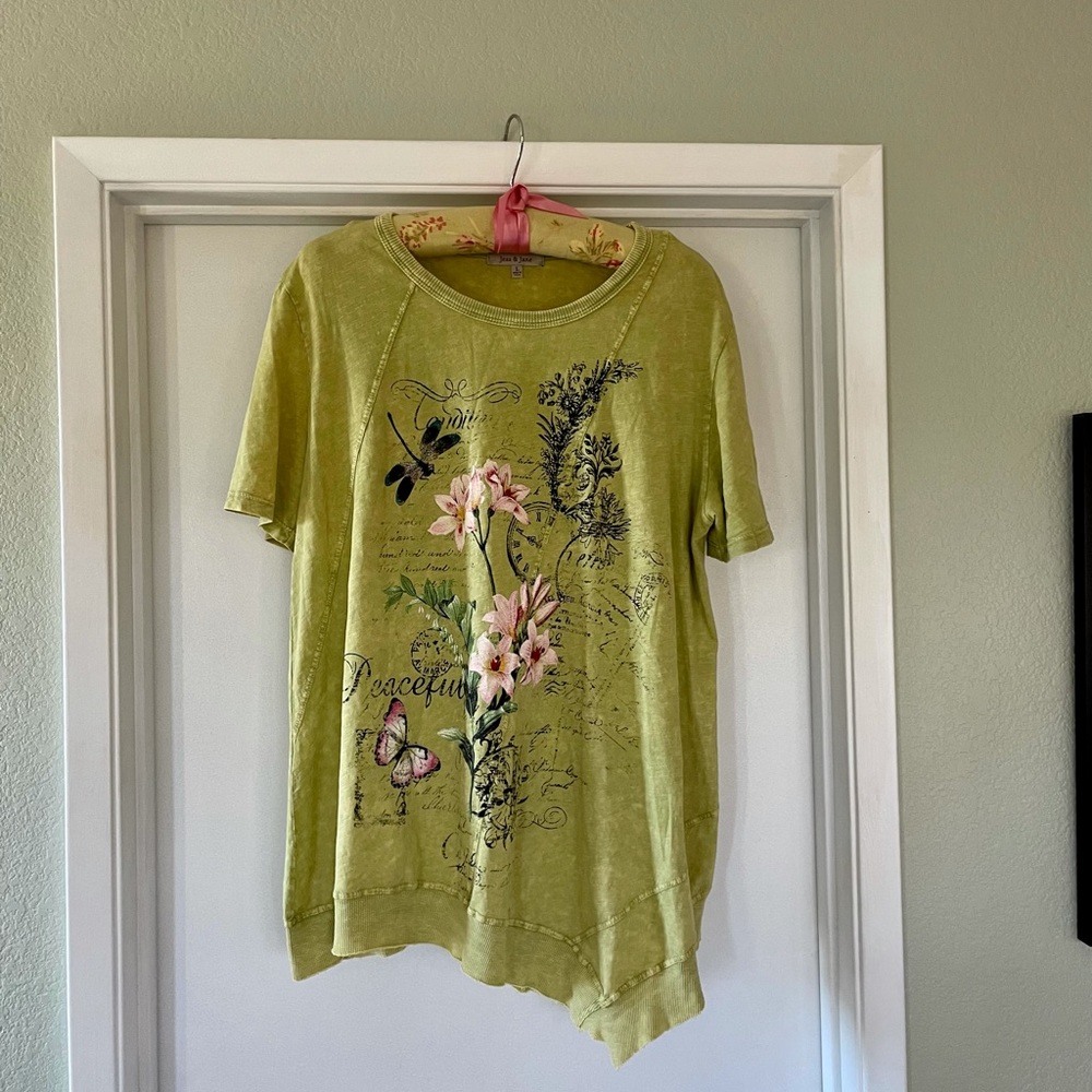 Jess & Jane Asymmetrical T-Shirt